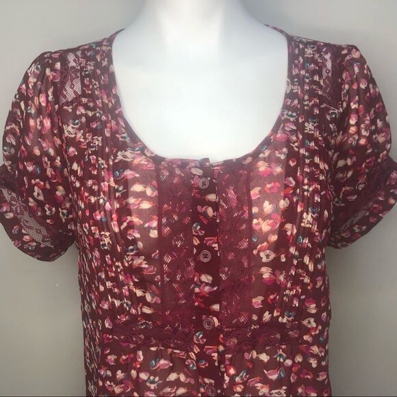 American Eagle Outfitters Floral blouse Size Medium - Picture 2 of 9